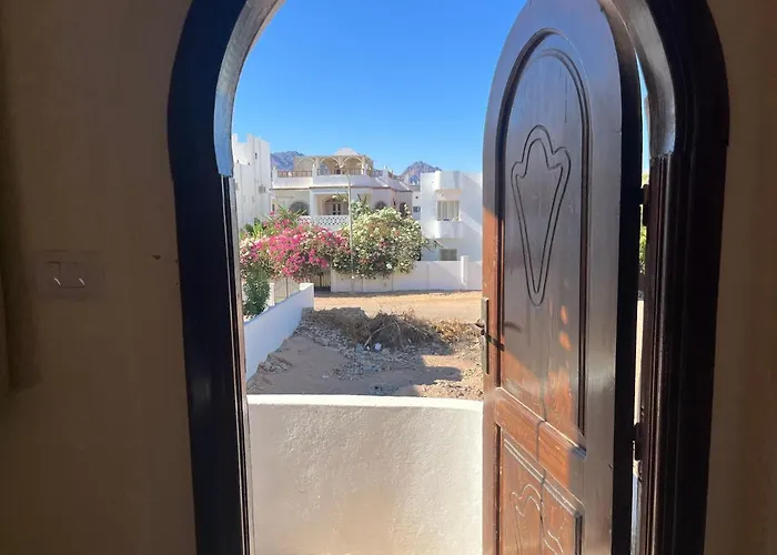 Malaz Aparthotel *