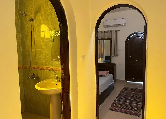 Malaz Aparthotel *
